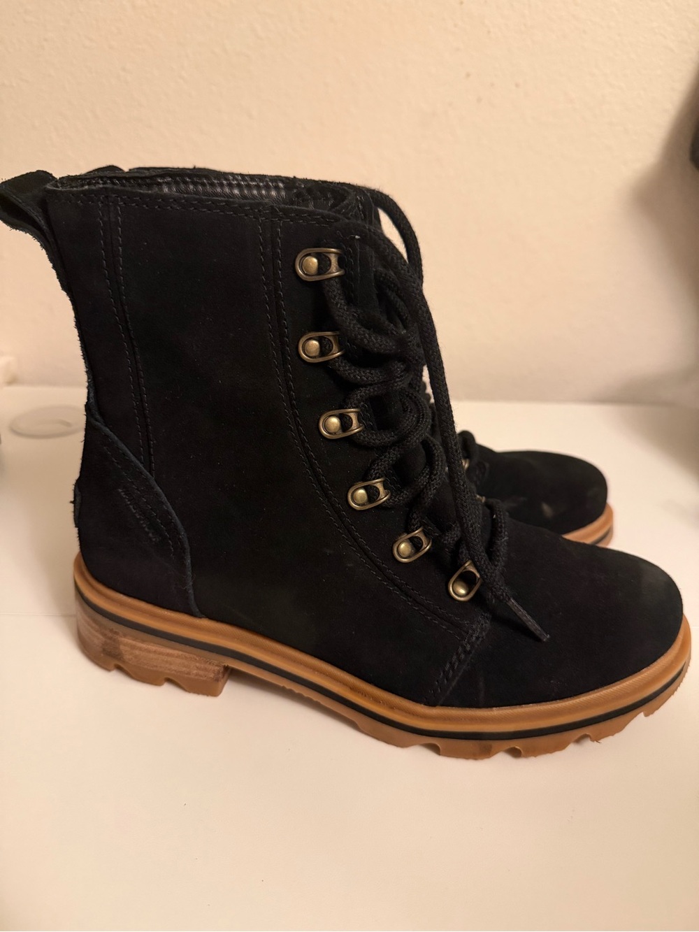 SOREL Women's Lennox Lace Waterproof Boots Black Suede Leather Size 7.5 - Picture 2 of 8